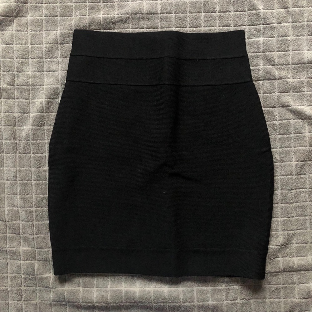H&M bandage skirt size 6